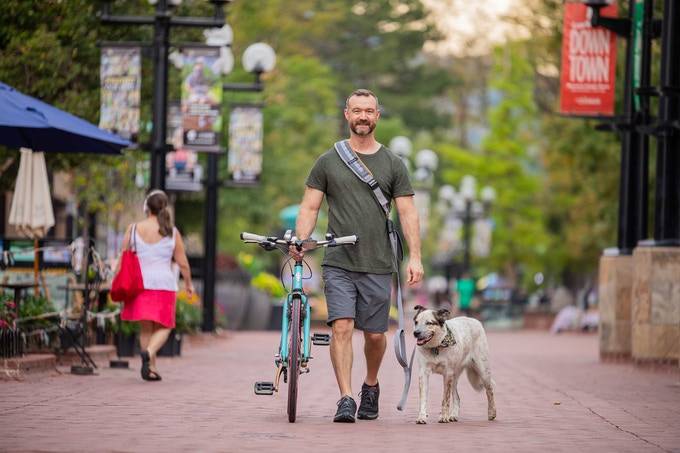 The Benefits Of A Hands-Free Leash