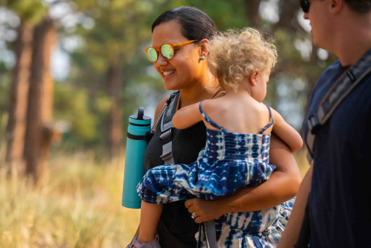carry your baby with lifehandle carrier